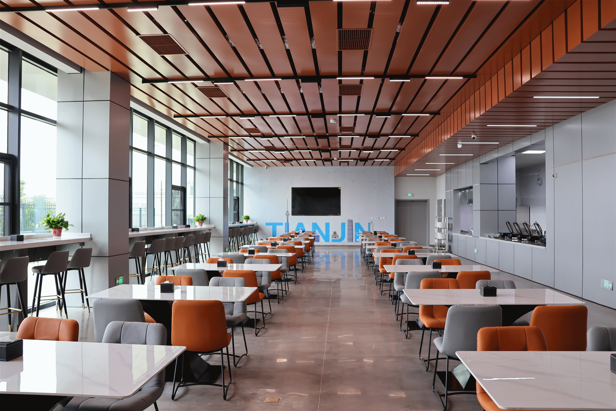 1752219017293972.gif 1752219017293972.gif